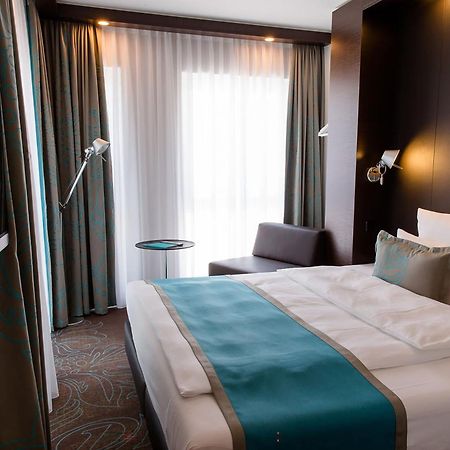 Motel One Stuttgart-Bad Cannstatt Exterior foto